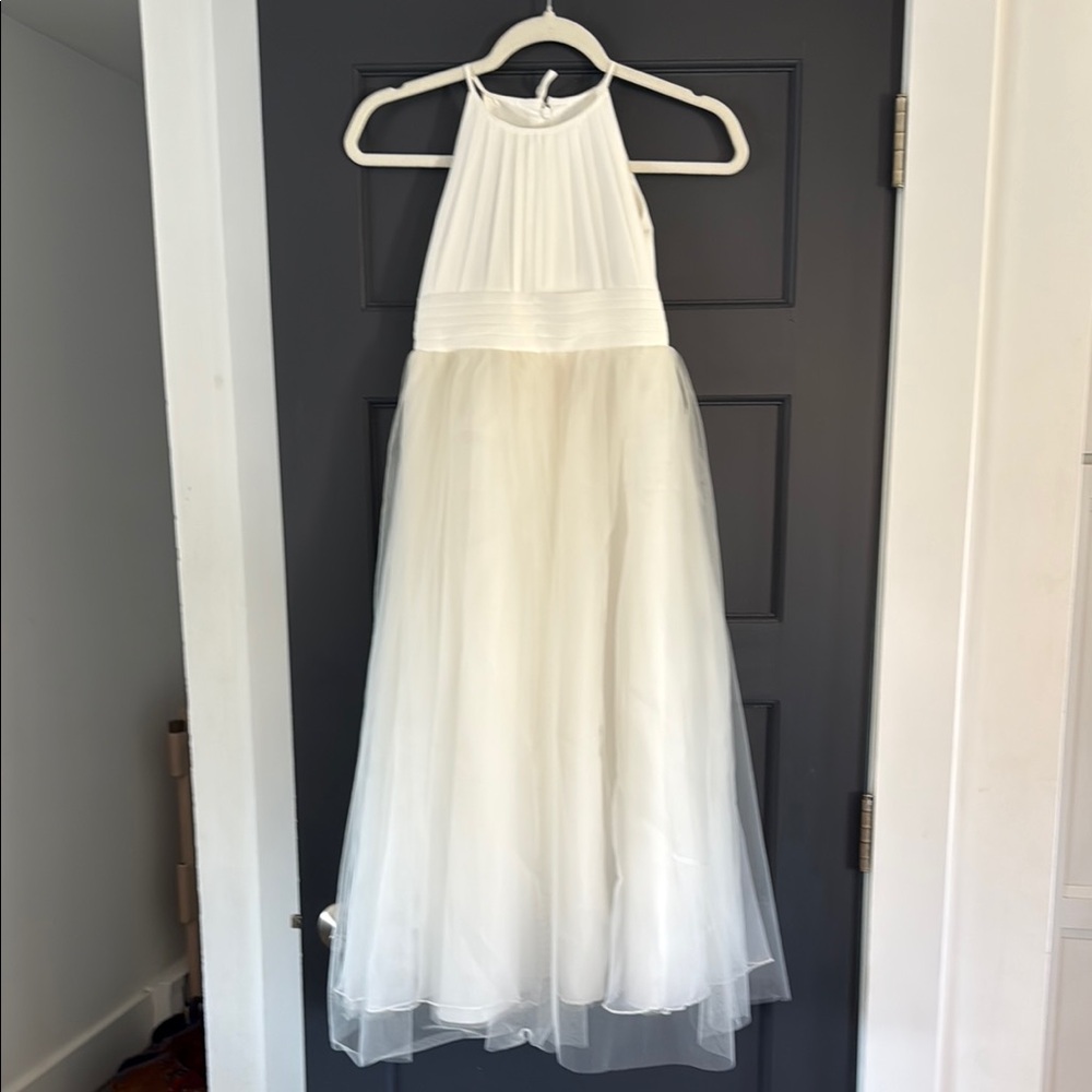 Elegant White Girl Communion, Flower girl dress Size 8-9